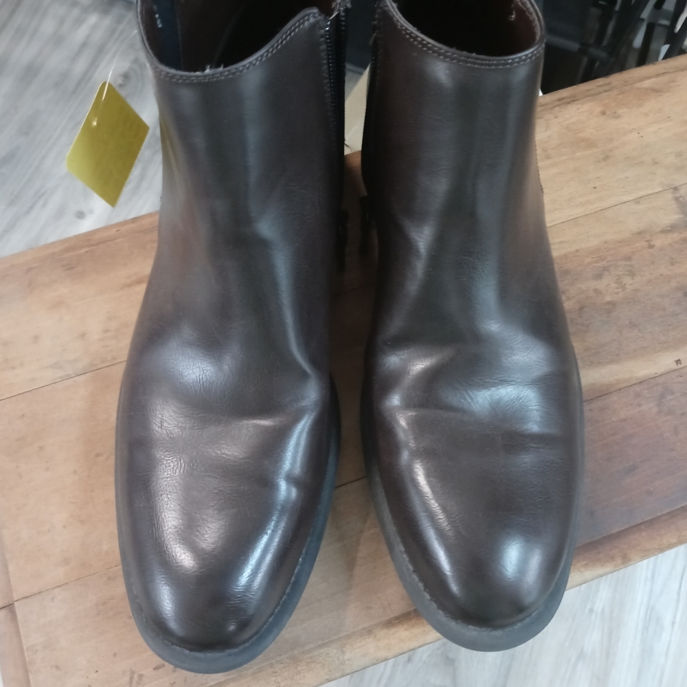 Men's UNLISTED. Shoes